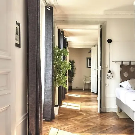 Saint-lazare - Spacious Flat - 830 פריז